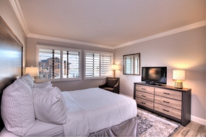 Luxury King-Queen-Sofa - Family Suite (Full View) Photo 2
