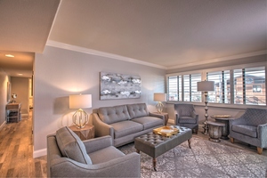 Luxury King-Queen-Sofa - Family Suite (Full View) Photo 6