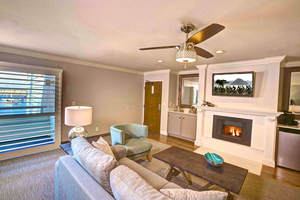 Luxury King-Sofa - Corner Suite (Full View) Photo 1
